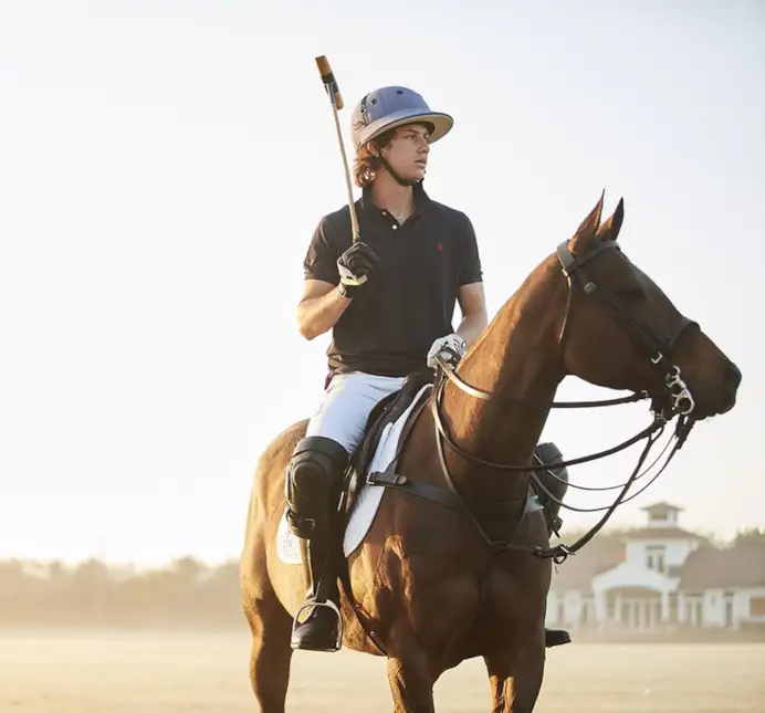 Una campagna U.S. Polo assn. (courtesy U.S. Polo assn.)