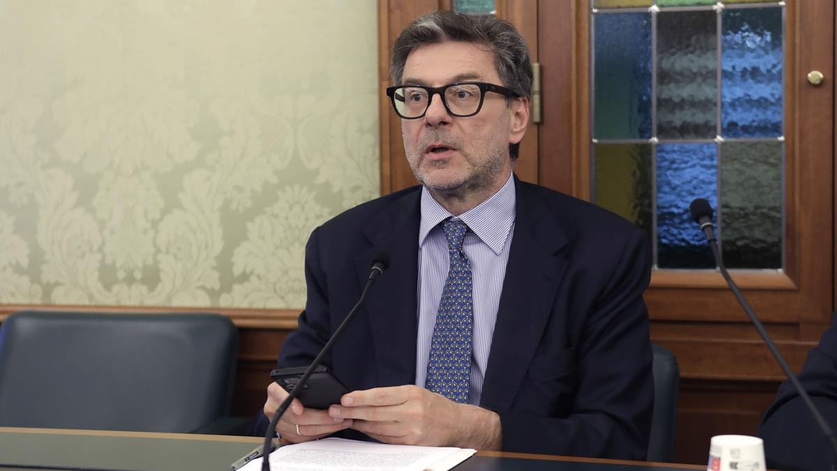 Risiko bancario, il ministro Giorgetti: usciremo da Mps e valuteremo chi ci dà di più