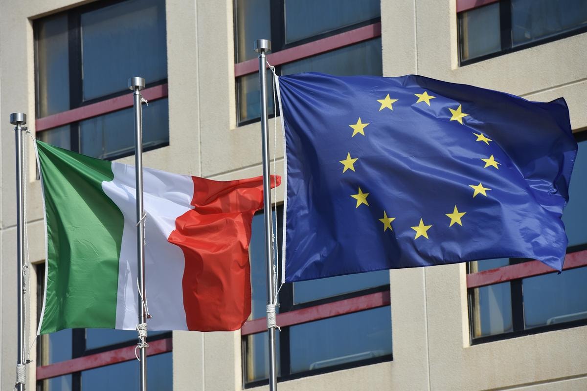 Investimenti alternativi e tecnologia: la sfida italiana per non perdere il controllo del risparmio