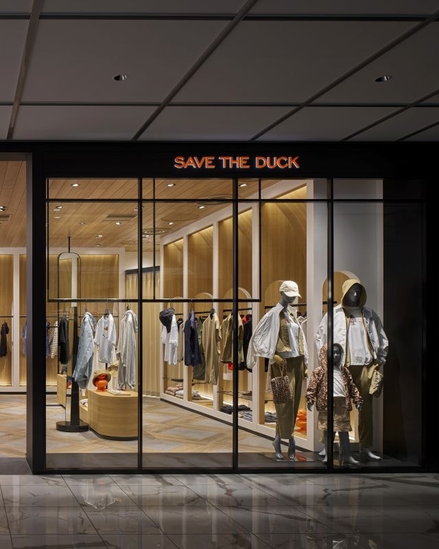 Lo store di Save the duck a Nagoya (courtesy Save the duck)