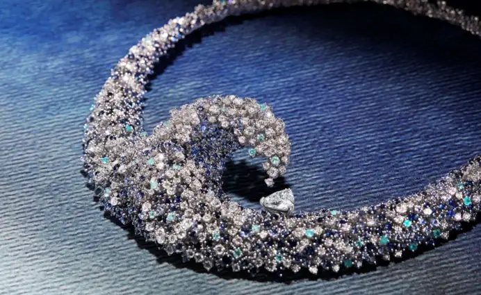 Collier Impetuosa ispirato a Hokusai (courtesy Damiani)