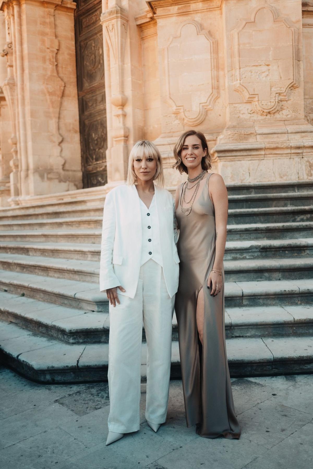 Malika Ayane, a sinistra, con Carolina Cucinelli, figlia di Brunello.