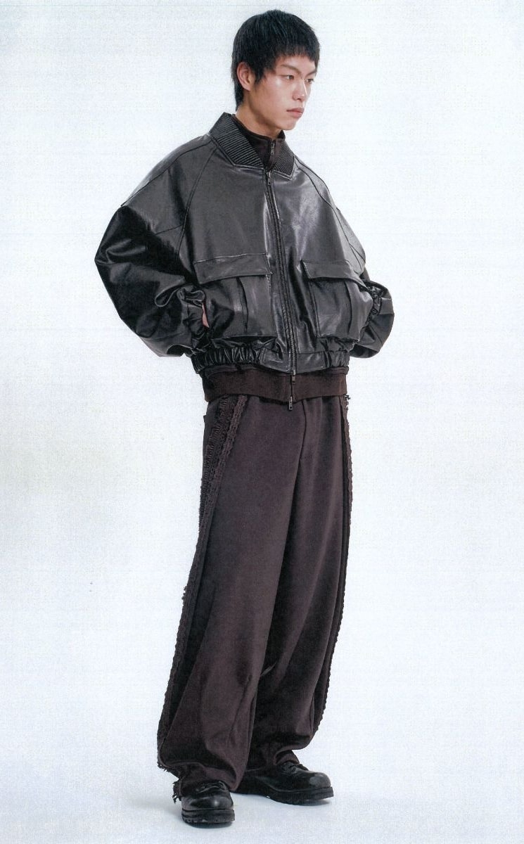 Un look fall-winter 2026 Ajobyajo (courtesy Pitti Immagine)