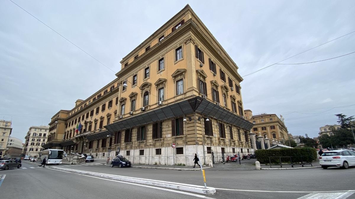 Usura, microcredito e nuovi finanziatori: ecco come il fondo del Mef si rinnova per contrastare i circuiti illegali
