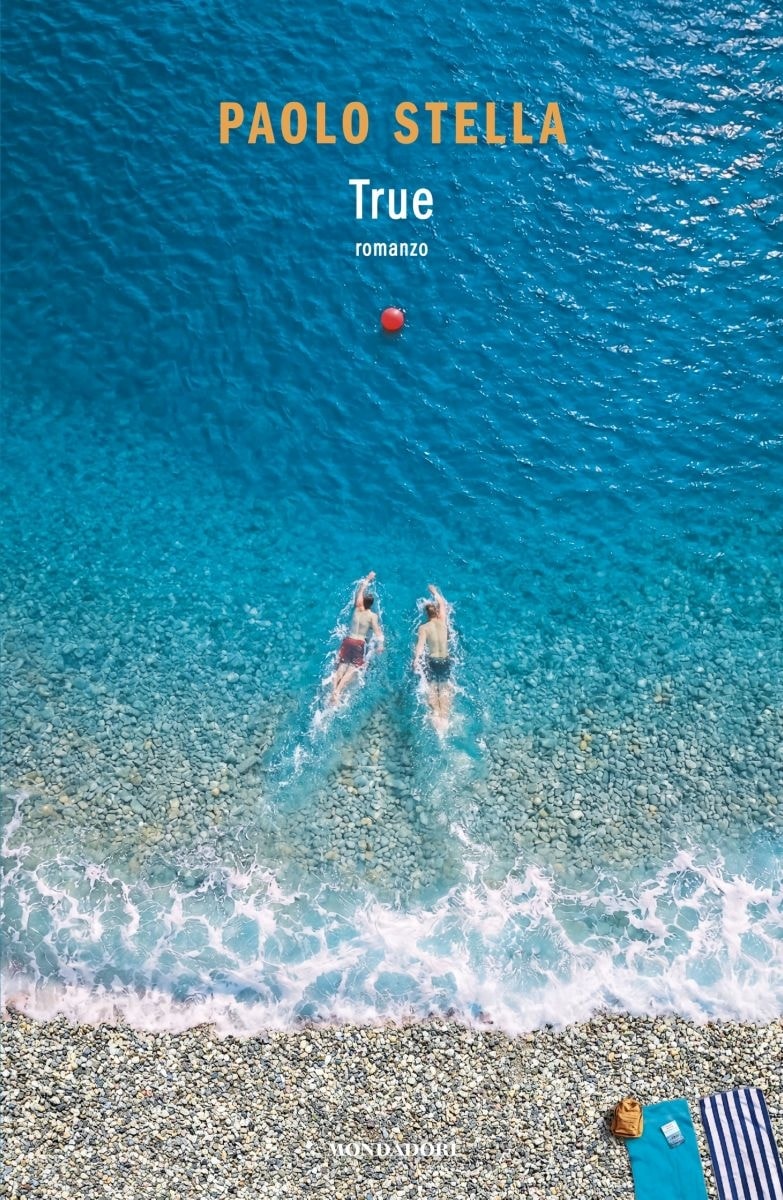 La copertina di True (courtesy Mondadori)