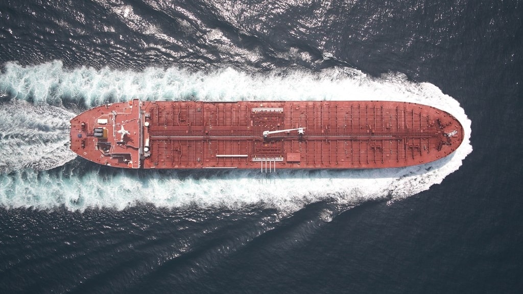 Quanto vale la tassa di transito nello Stretto di Hormuz: fino a 14 miliardi di dollari l’anno per Teheran