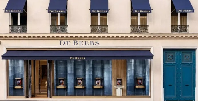 Lo store De Beers a Parigi (ph De Beers official website)