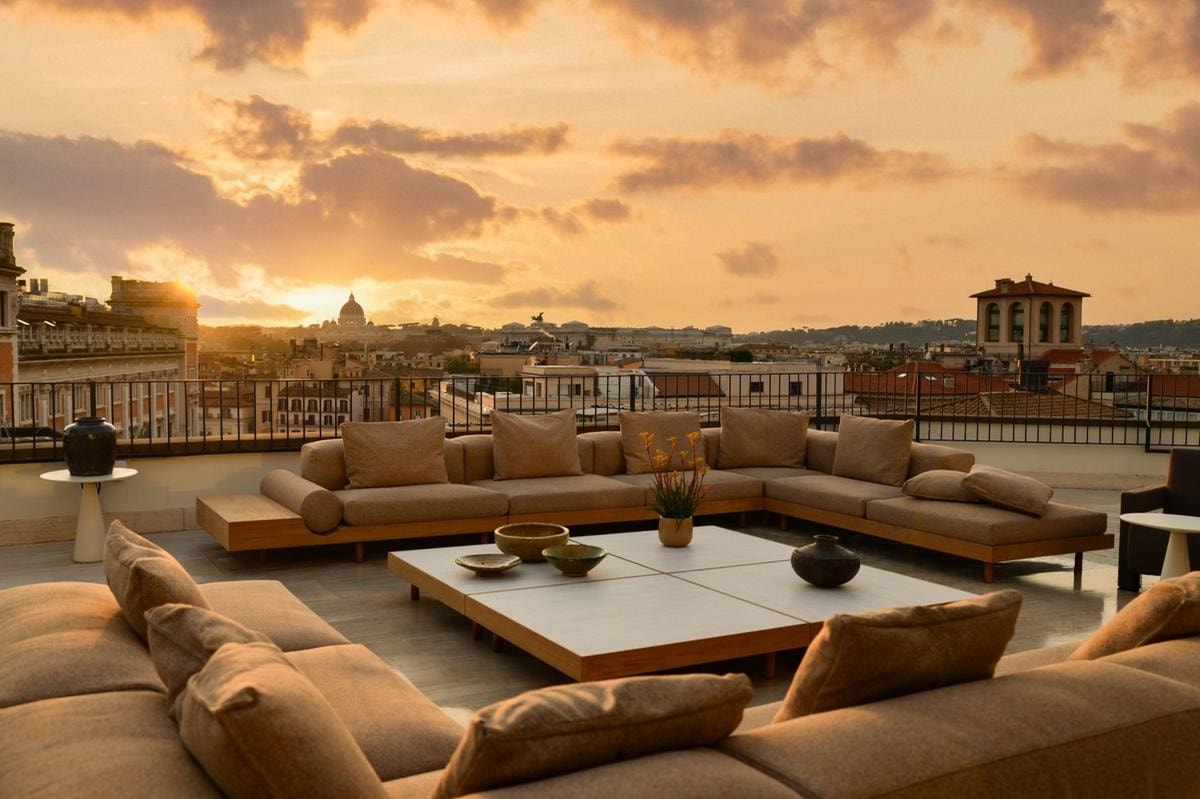 Nel cuore di Roma apre un rooftop segreto con vista mozzafiato e cucina stellata