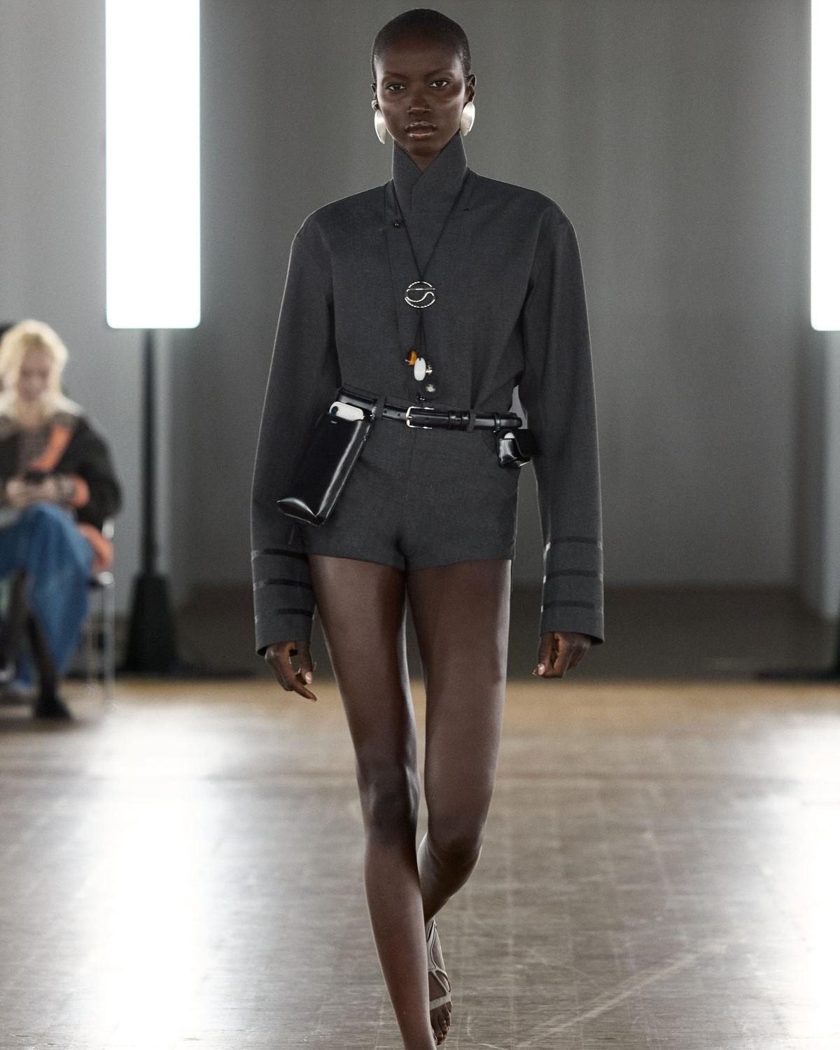 Un look Coperni spring-summer 2026 (Francesc Ten/MFF)