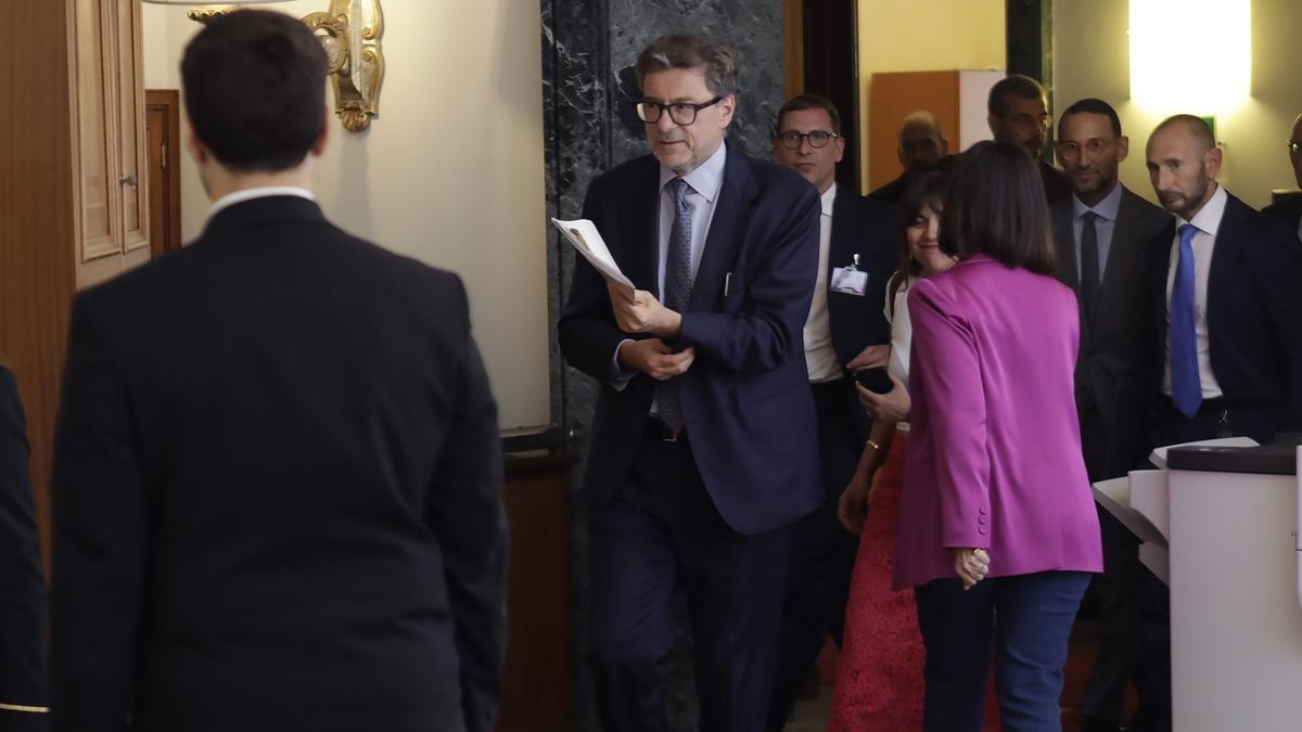 Scontro Cdp-Euronext: ora interviene il governo. Giorgetti: «Verifiche sul Golden Power»