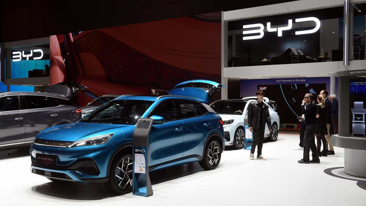 Ue, ipotesi dazi sulle ibride plug-in cinesi: Bruxelles prepara una nuova stretta dopo le auto elettriche
