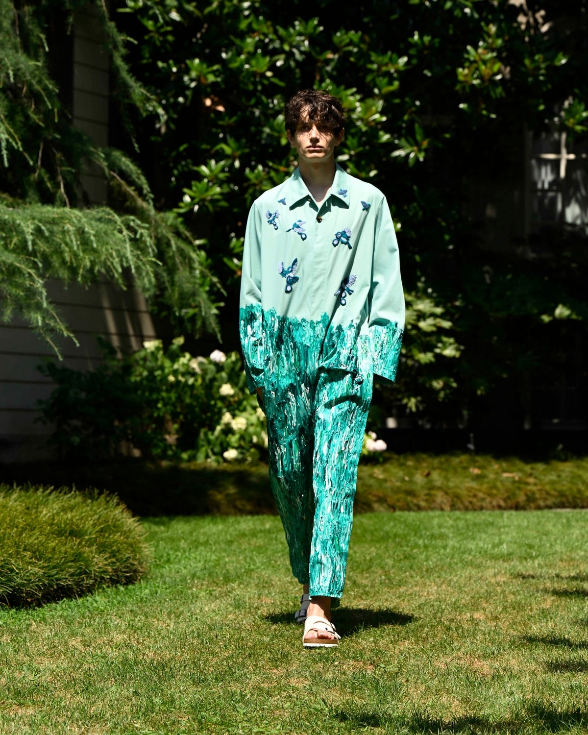 Un look Shinyakozuka spring-summer 2027 (ph Francesc Ten/MFF)