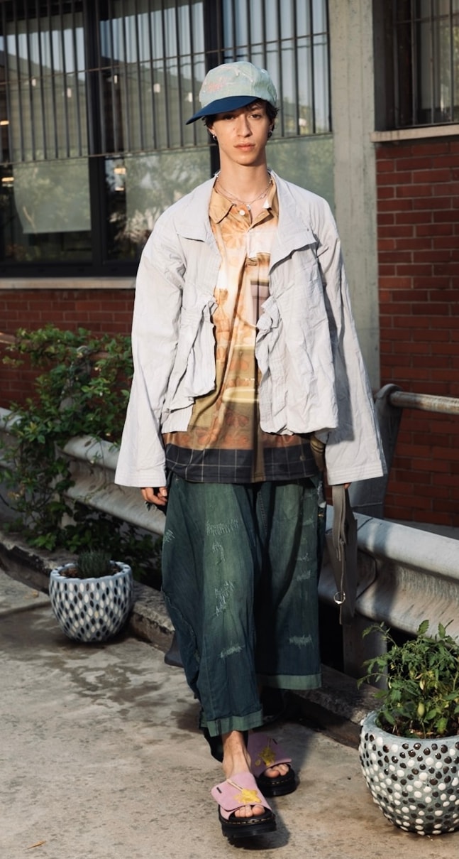 Un look Simon Cracker spring-summer 2027 (courtesy Simon Cracker)