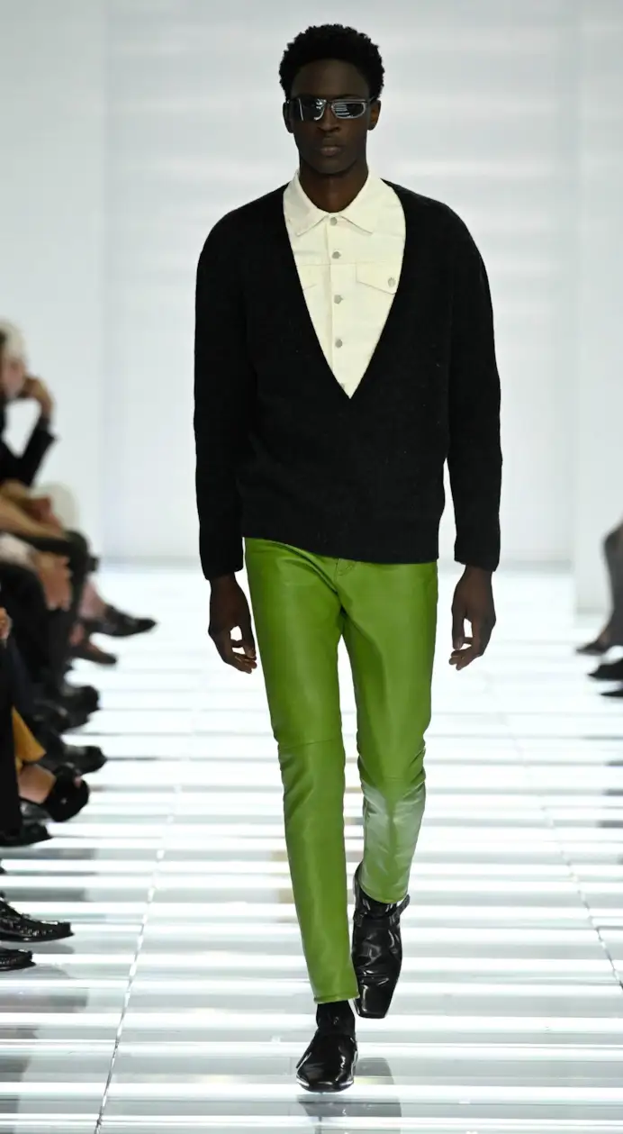 Un look Prada spring-summer 2027 (courtesy Prada)