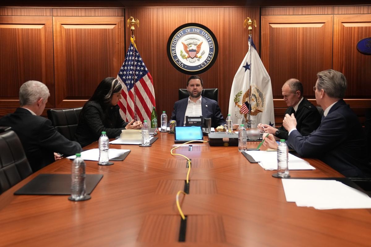 Iran-Usa, terminato il primo round dei colloqui in Svizzera: l’accordo sblocca i 12 miliardi congelati di Teheran
