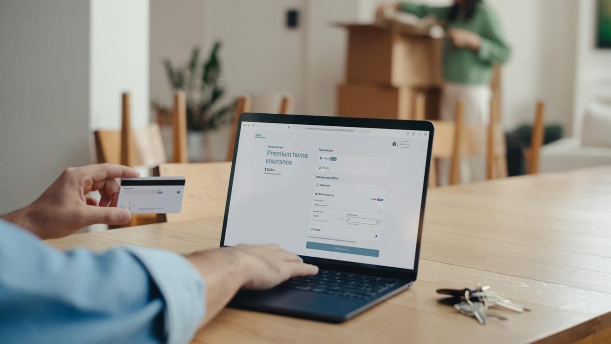 Assicurazioni online, l’83% degli italiani chiede più semplicità nei pagamenti