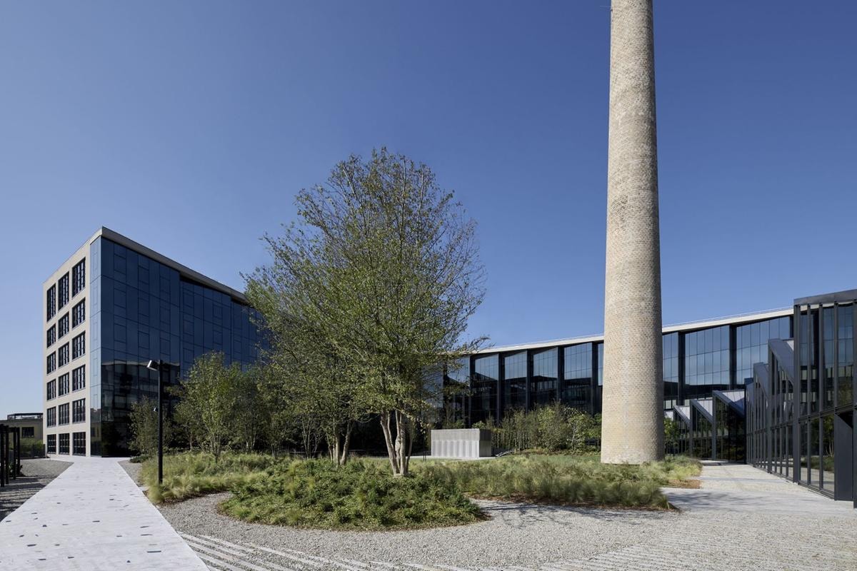 Una foto dell'headquarter del gruppo Moncler (ph Leo Torri, courtesy Moncler)