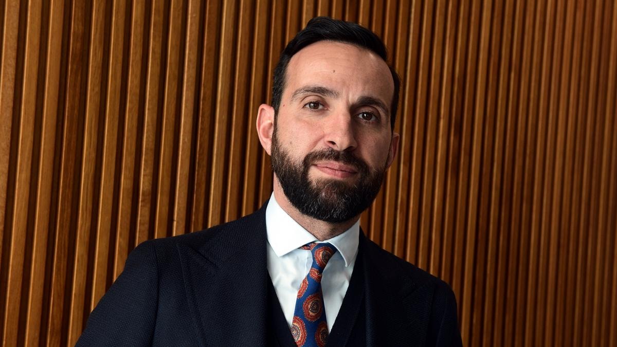 Simone Dattoli, Inrete