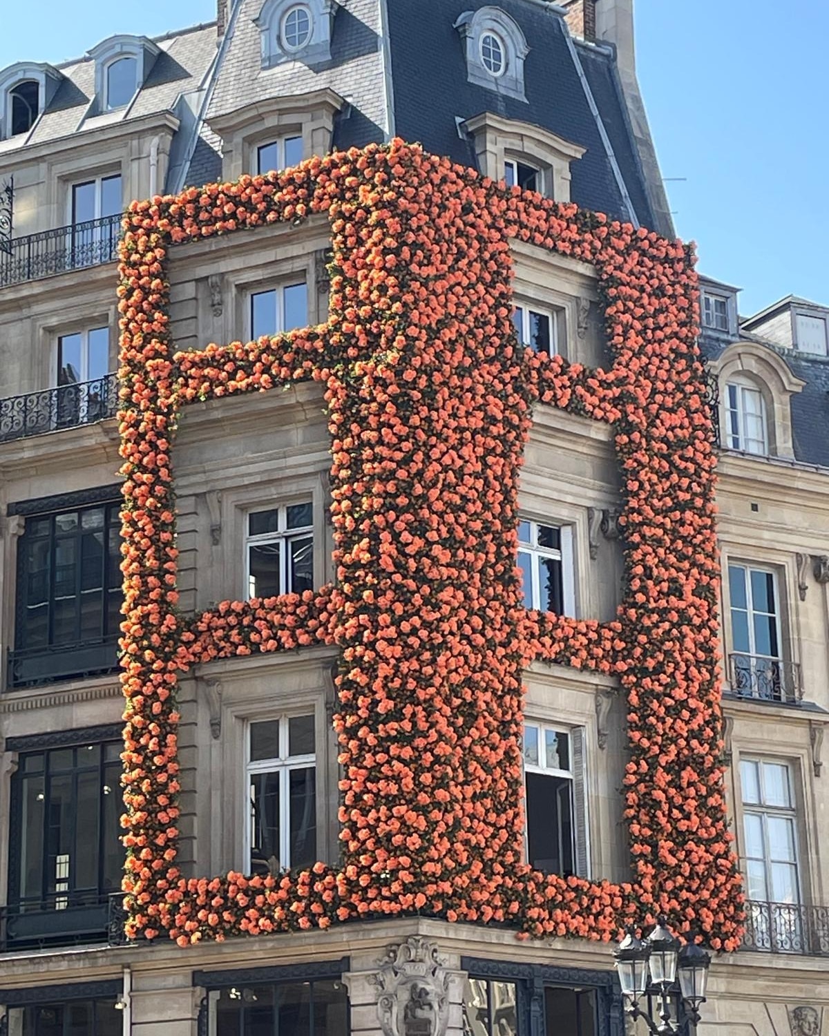 Una foto al numero 3 della Place des victoires (ph Silvia Manzoni)