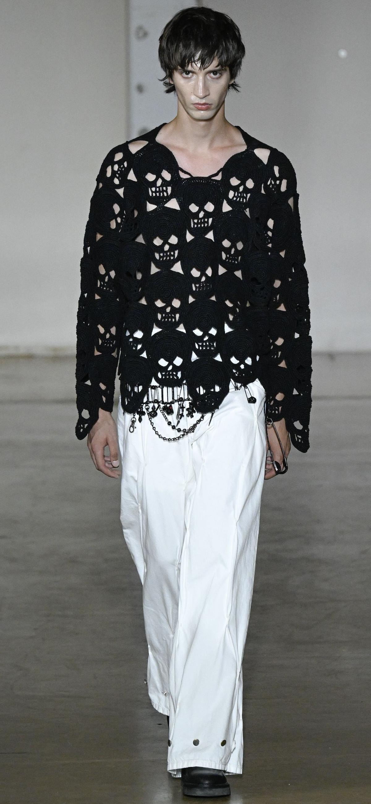 Un look Kidill spring-summer 2027 (ph Francesc Ten/MFF)