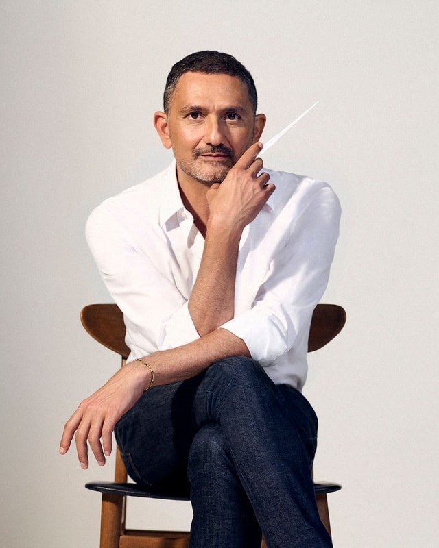 Un ritratto di Francis Kurkdjian (courtesy Maison Francis Kurkdjian/ph Laurent Humbert)