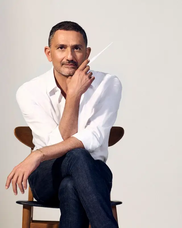 Un ritratto di Francis Kurkdjian (courtesy Maison Francis Kurkdjian/ph Laurent Humbert)