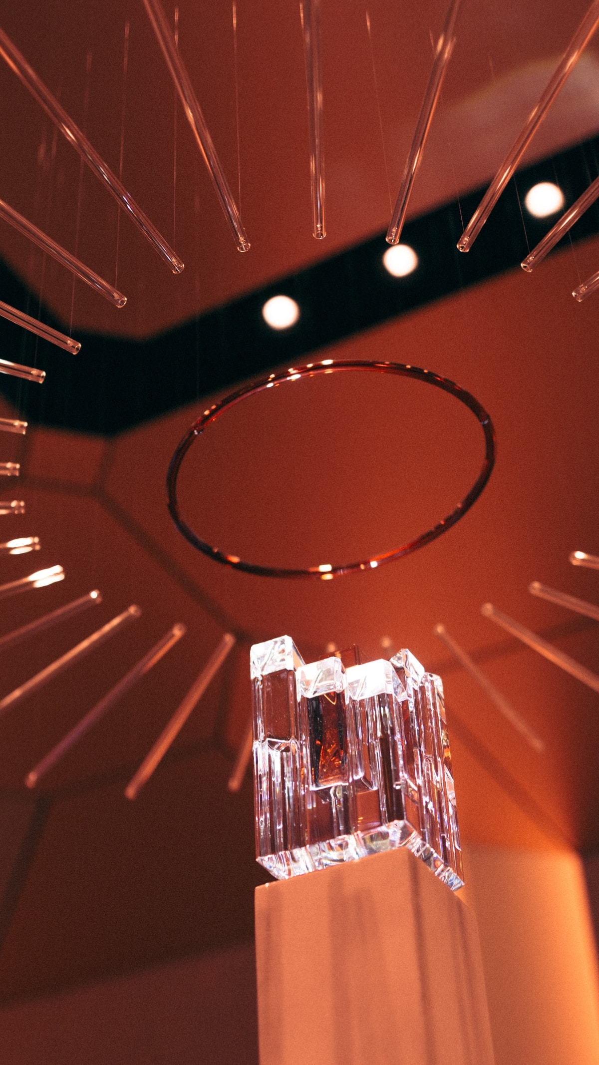 L'installazione L'alchimie des sens a Parigi (courtesy Maison Francis Kurkdjian)