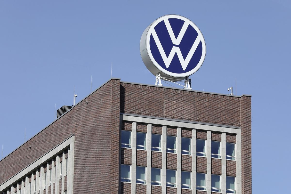 Volkswagen cede il controllo della società di motori Everllence a Bain Capital e incassa 7,4 miliardi