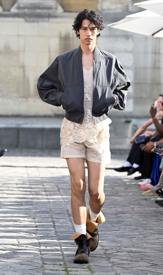 Un look Egonlab spring-summer 2027 (ph Francesc Ten/MFF)