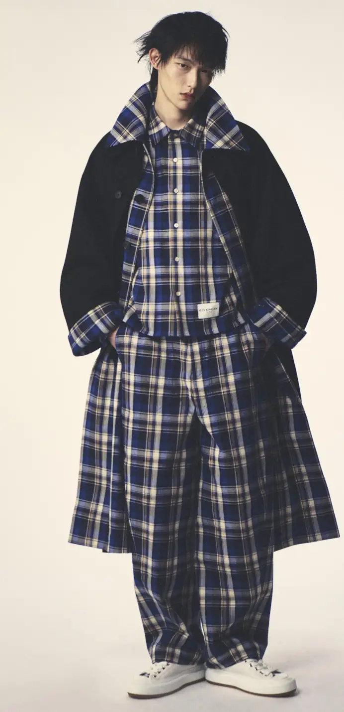 Un look Givenchy spring-summer 2027 (courtesy Givenchy)