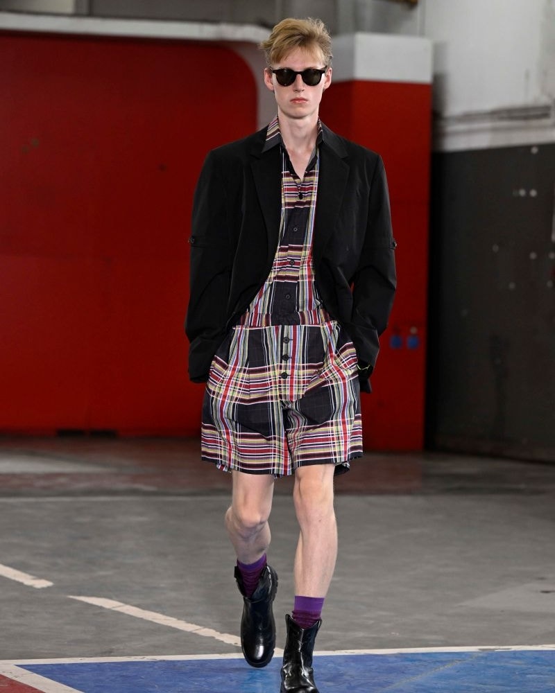 Un look Kolor spring-summer 2027 (ph Francesc Ten/MFF)