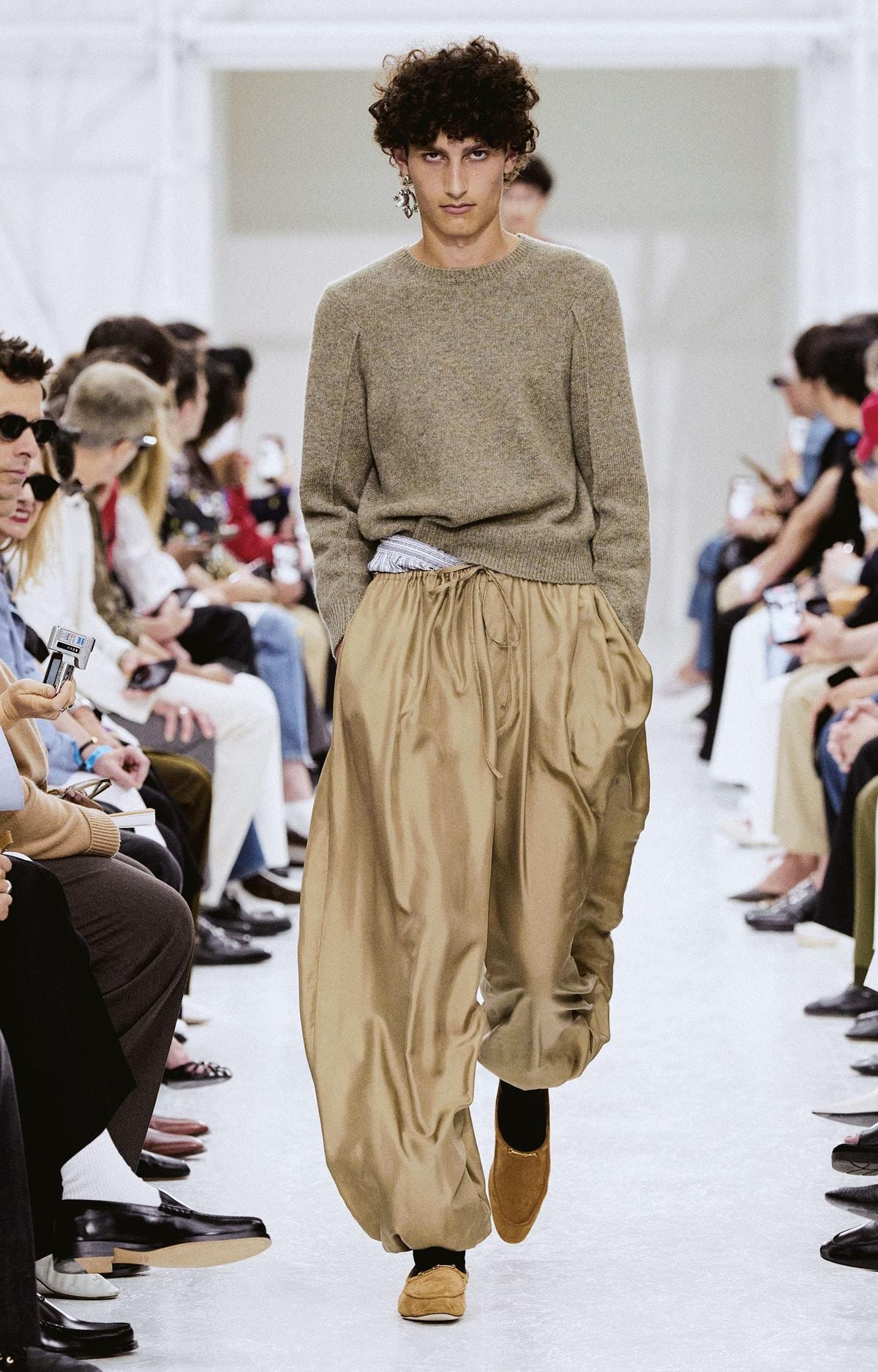 Un look Celine spring-summer 2027 (courtesy Celine)