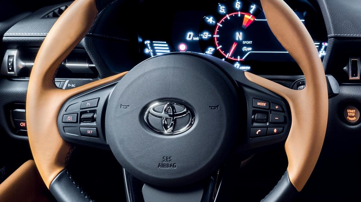 Toyota, vendite globali in calo per il quarto mese consecutivo: pesano la crisi in Cina e il crollo in Medio Oriente