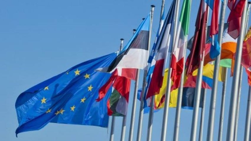 Mercati europei, ecco i due settori che sorprendono: nessun titolo perdente nel 2026. L'analisi di eToro