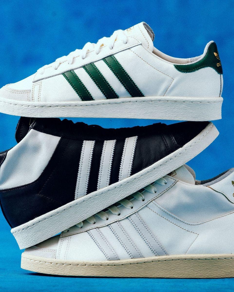 Alcune calzature Adidas (ph Imagoeconomica)