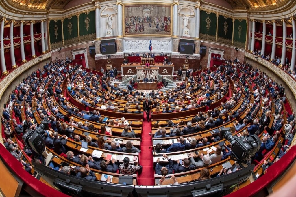 Una foto dell'Assemblea nazionale francese (ph Imagoeconomica)