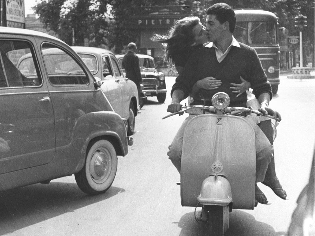Perché Vespa è diventata un’icona mondiale: la storia che pochi conoscono