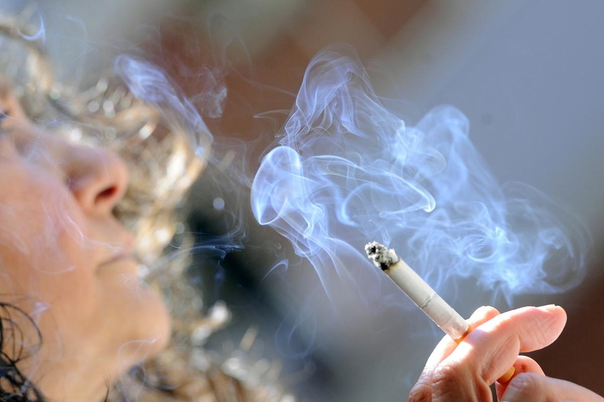 GIORNATA MONDIALE SENZA TABACCO SIGARETTA VIZIO DEL FUMO TABAGISMO FUMATORI FUMATRICE