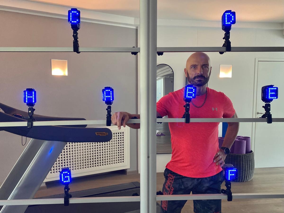 Il nuovo fitness della longevità? Si chiama Brain Gym e allena mente e corpo insieme