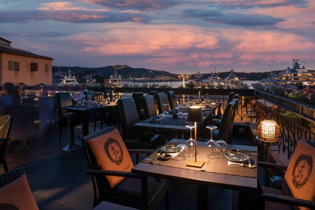 La terrazza di Finger's a Porto Cervo.