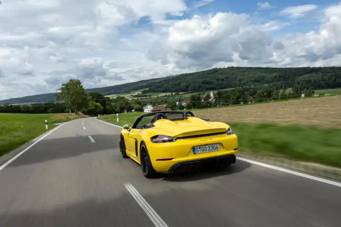 Porsche 718 Spyder RS segna la fine di un’epoca: ecco perché diventerà un classico
