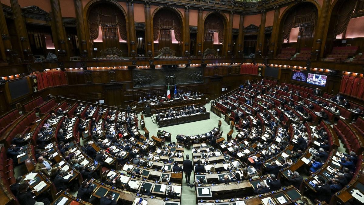 Legge elettorale: ecco i costi, le rendite poliche e gli incentivi nascosti dello Stabilicum