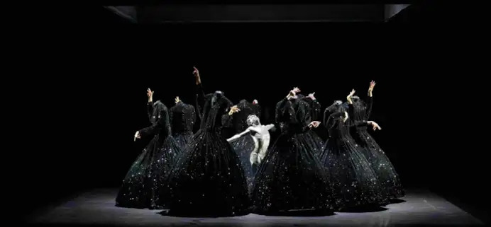 Die Frau ohne Schatten (ph Monika Rittershaus, courtesy Festival Aix en Provence)