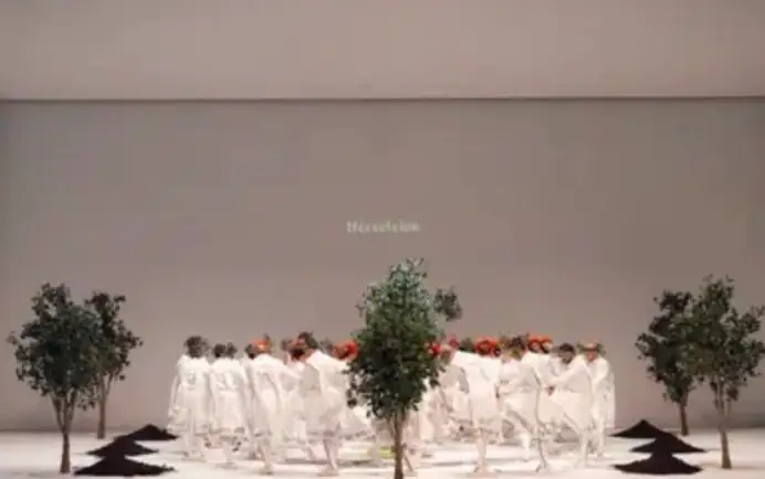 Requiem, Raphaël Pichon — Romeo Castellucci
(ph Monika Rittershaus, courtesy Festival Aix en Provence)