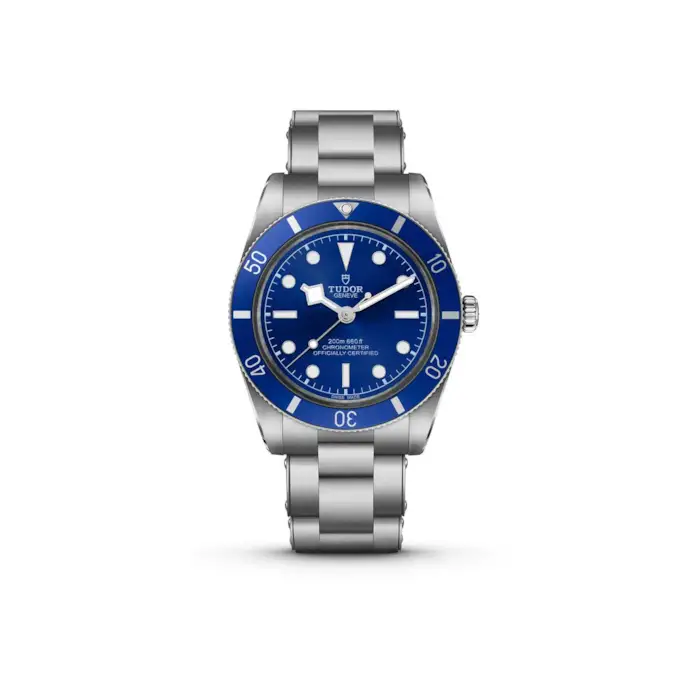 I 12 orologi con quadrante blu più belli: da Audemars Piguet a Tudor