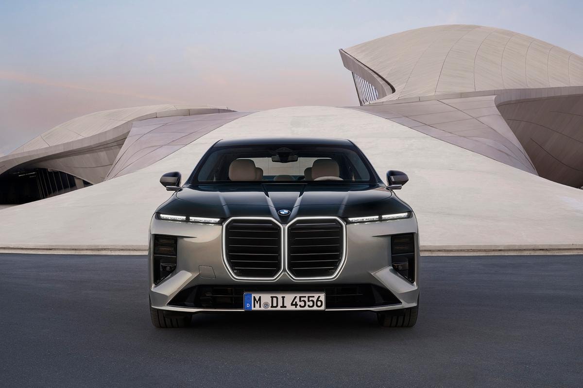 Bmw Serie 7 2026 debutta con le tecnologie della Neue Klasse