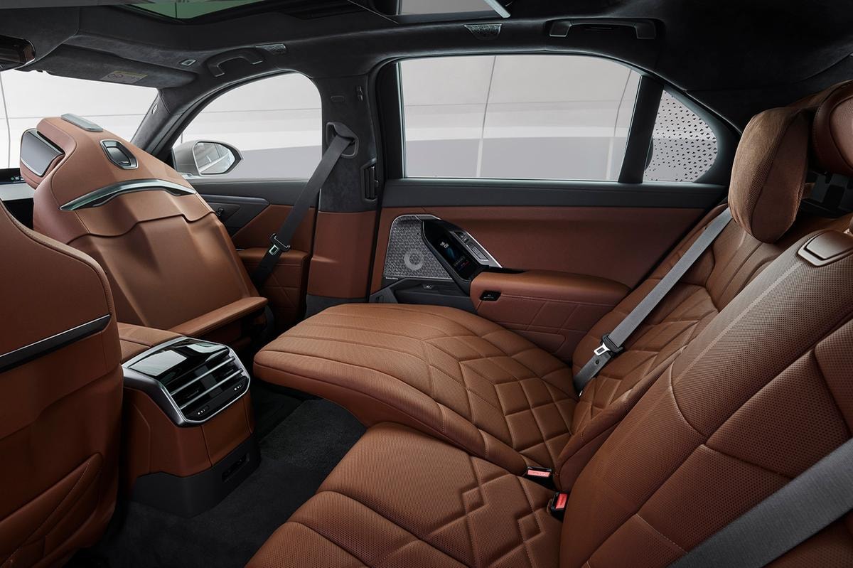 Bmw Serie 7 2026 debutta con le tecnologie della Neue Klasse