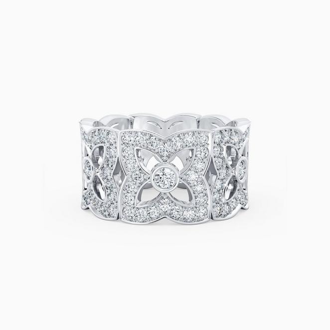Anello modello Lotus di De Beers (ph official website)