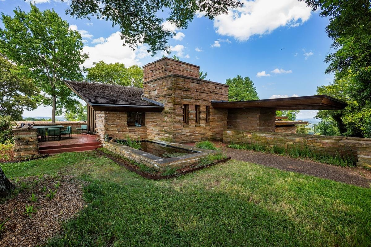In vendita la casa segreta di Frank Lloyd Wright: dopo 70 anni cambia proprietario