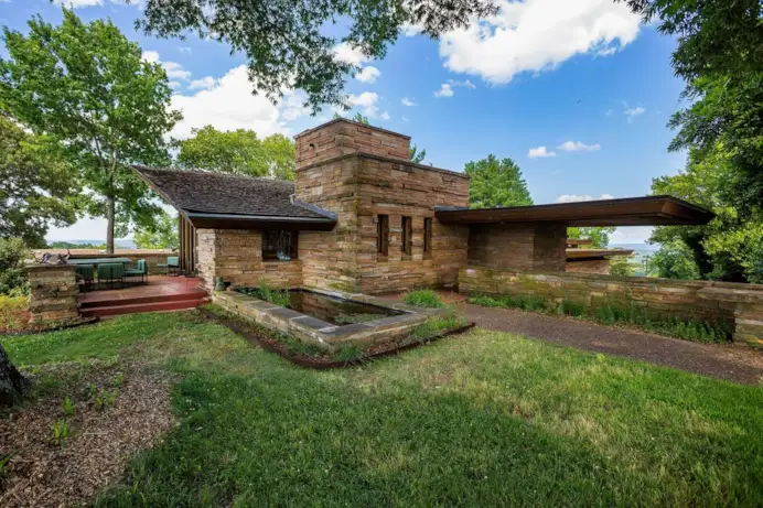 In vendita la casa segreta di Frank Lloyd Wright: dopo 70 anni cambia proprietario
